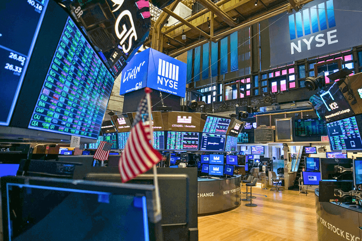 Инвесторы, покупающие акции «на падении», спасли рынок от провальной недели