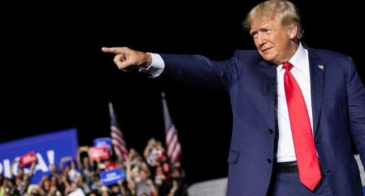 Президент Трамп подал в суд на BBC