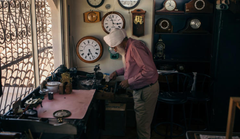 Хранитель времени: часовое ремесло семьи Сингхов