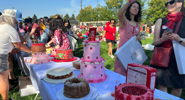 Поколение селфи против реального общения: уроки Cake Picnic