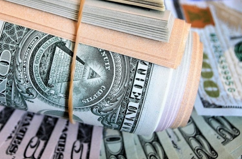 Трамп хочет ослабить доллар по отношению к юаню?