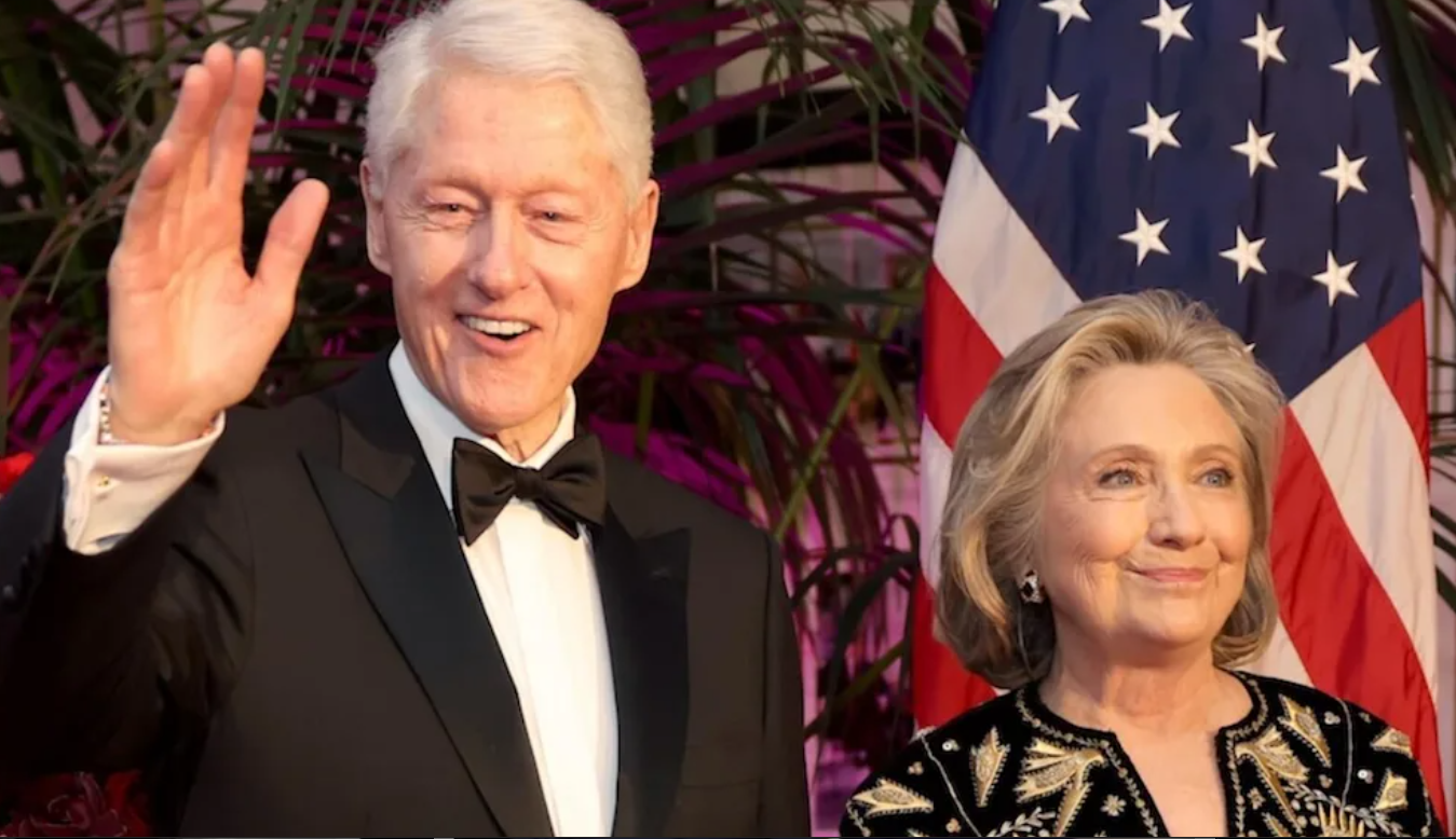 Опасный прецедент: Конгресс принудил Клинтонов дать показания по делу Эпштейна