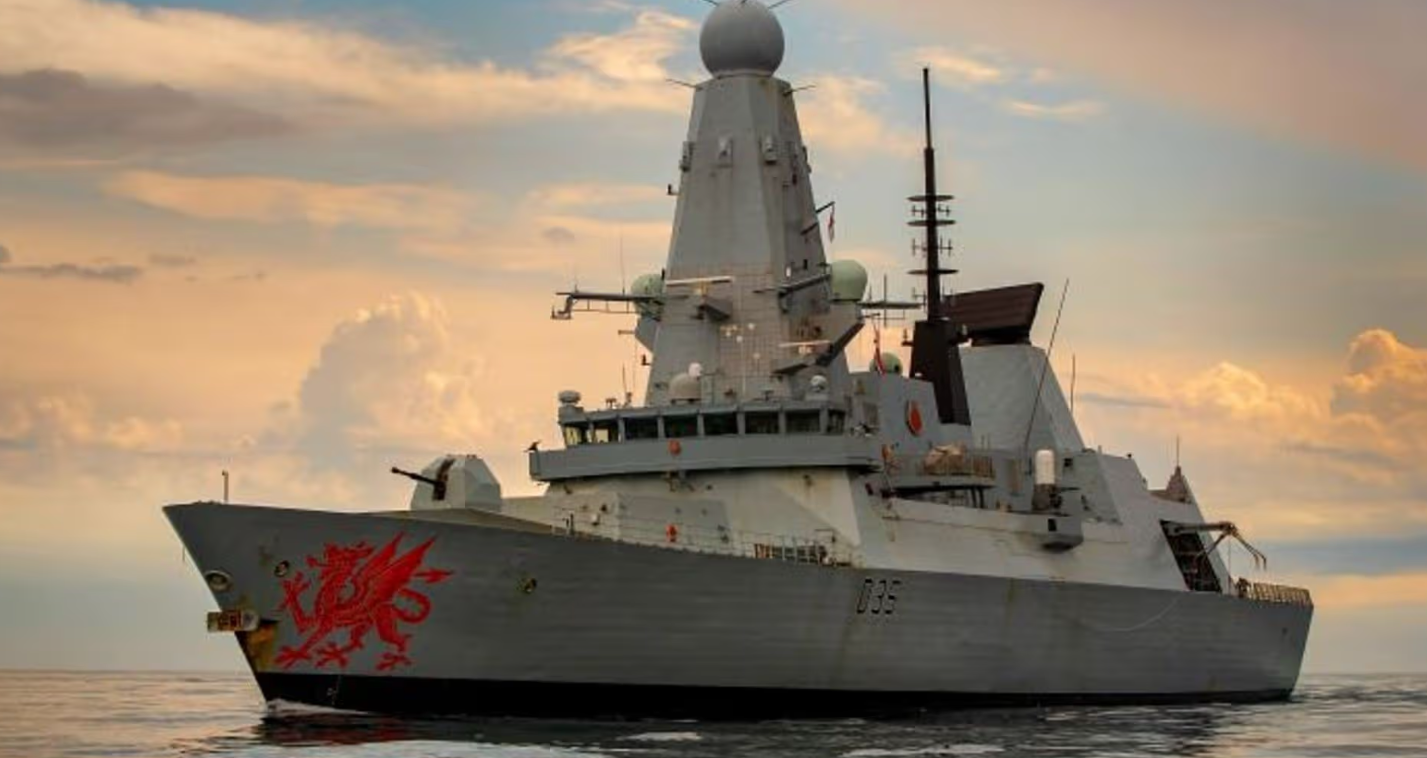 Британский флот направляет эсминец на Кипр после атаки дронов на авиабазу