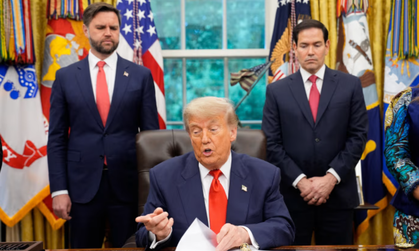 Трамп ищет наследника: Рубио или Вэнс?